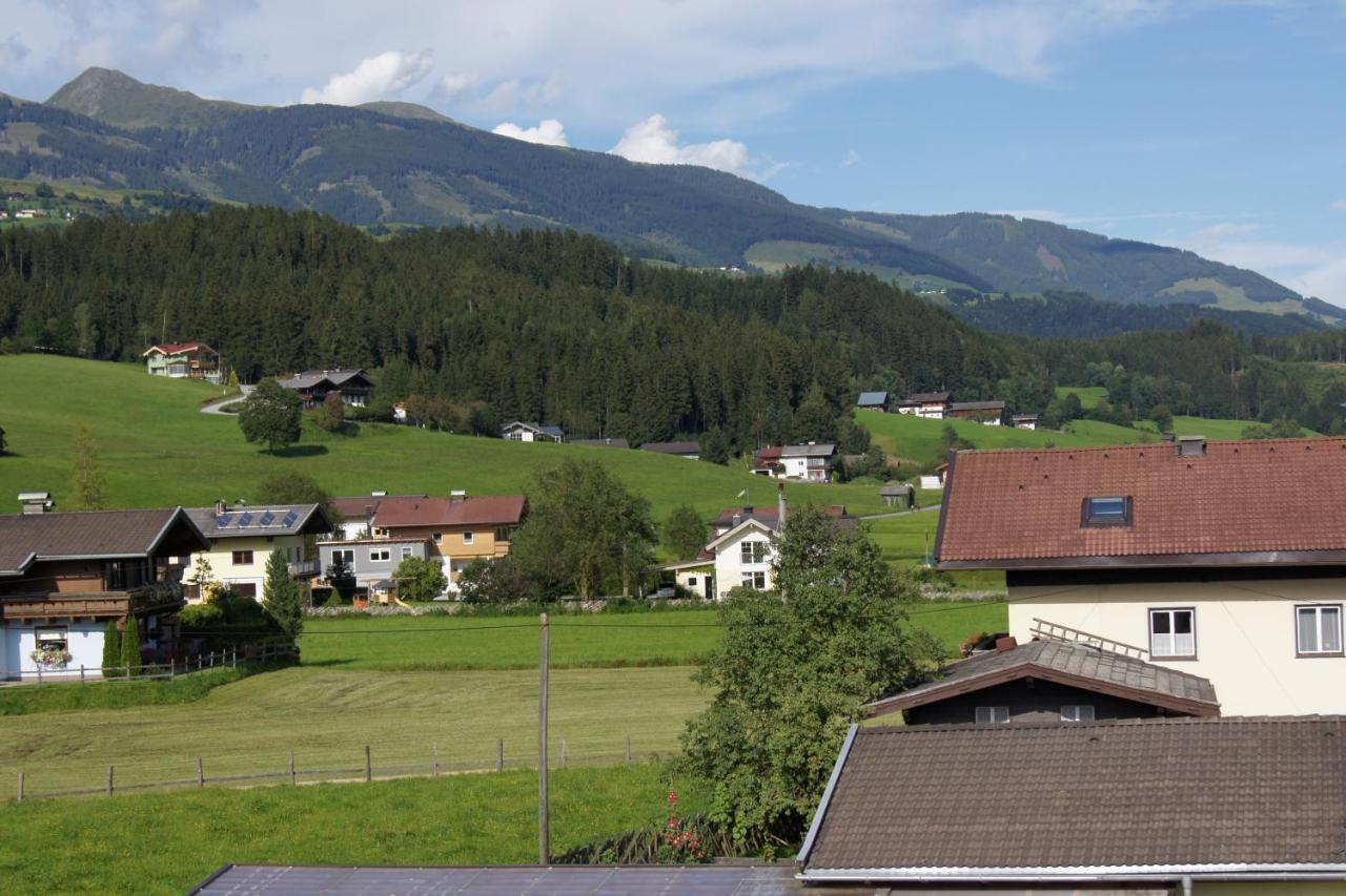 ברמברג אם ווילדקוגל Ferienwohnungen Am Biobauernhof Lahner מראה חיצוני תמונה